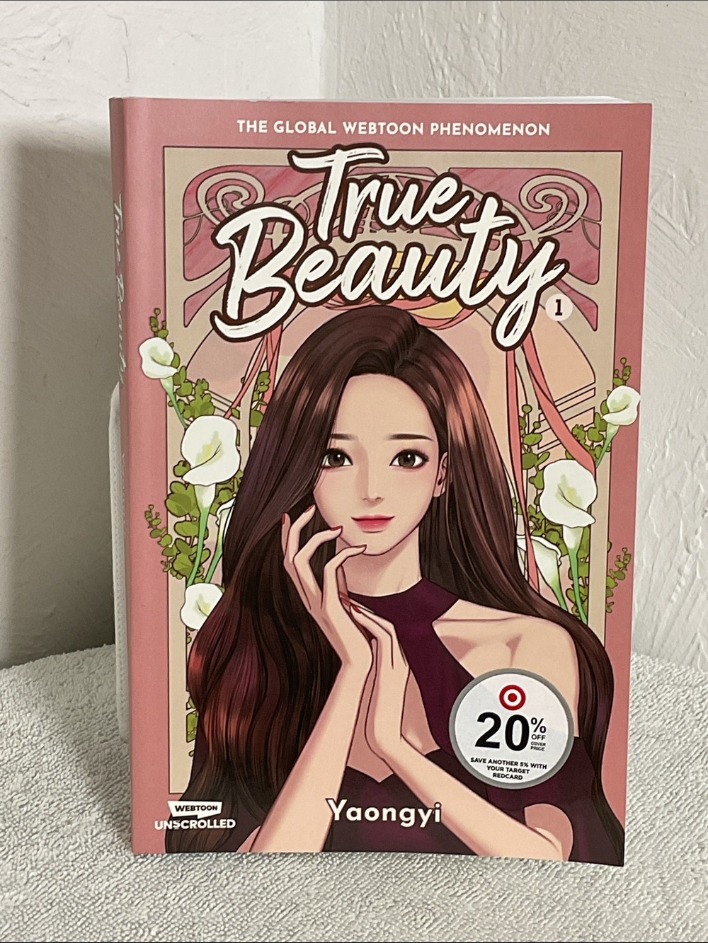 True Beauty Volume 1 Webtoon Unscrolled Graphic Novel Manga Yaongyi Paperback